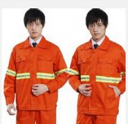 環(huán)衛(wèi)工人工作服該不該換顏色？_環(huán)衛(wèi)工作服為什么要選擇橙黃色的_環(huán)衛(wèi)工人工
