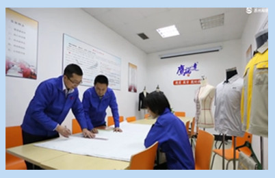 電器銷(xiāo)售冬季工作服款式設(shè)計(jì)